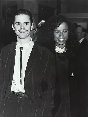 C. Thomas Howell / Rae Dawn Chong - Professional Celebrity Photo 1987 • $6.99