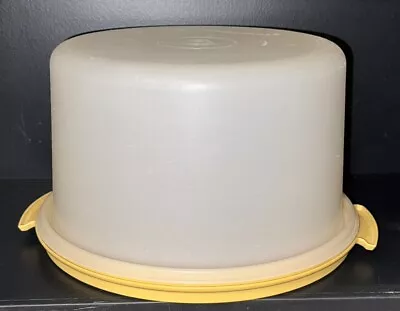 VTG Tupperware Harvest Gold Round Cake Carrier Plate 9  D #684-5 Grannycore Boho • $4.99