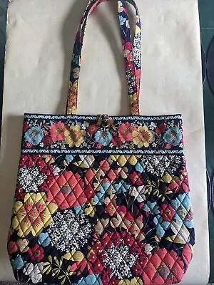 Vera Bradley Happy Snails Shoulder/Tote Bag Multicolor *Retired Quilted Floral • $49.98