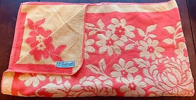 Vintage 1970 Mid Century Modern Fieldcrest Orange/Yellow Floral Bath Towel Retro • $24.97