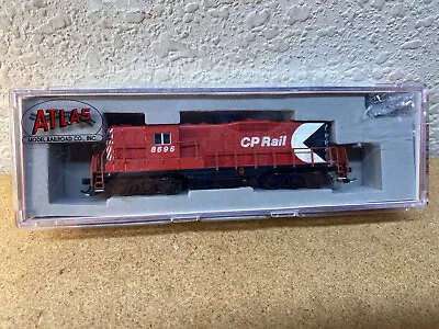 Atlas #48345 N Scale Canadina Pacific Rail GP9 Phase 2 Diesel #8696 - Boxed • $43