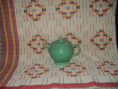 VINTAGE GREEN   FIESTA  MEDIUM TEA POT & LID        -          24b • $125