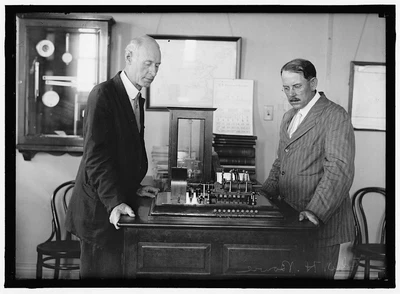 $32.50 • Buy Reproduced 1919 Photo Bowie, Edward Hall Weather Bureau Right, With Instrumen Y