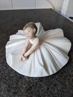 Lladro NAO Figurine Dance Class Ballerina 1283 Mint • £35