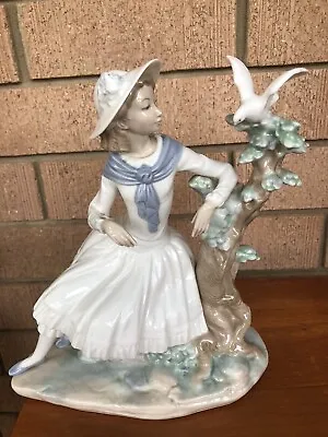 Vintage Girl By Nao Lladro Repaired • $99