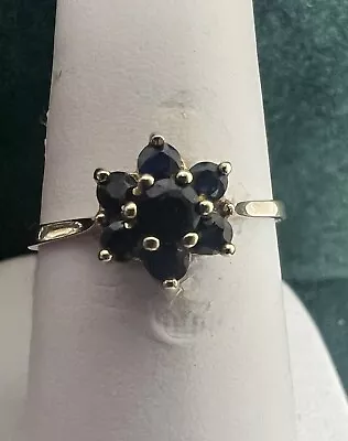 9ct Yellow Gold Sapphire Cluster Ring Size O • £69