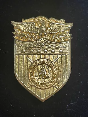 Valley Forge Military Academy & College Officers Collar Badge • $9.50