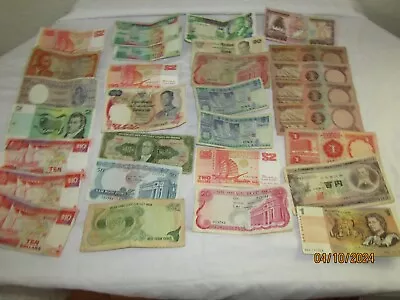 28 Foreign World Bank Notes Currency Chile Australia Singapore Viet-Nam #579 • $27