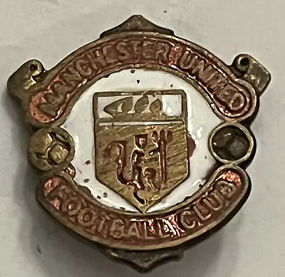 Vintage Manchester United Football Club Pin • $9.99