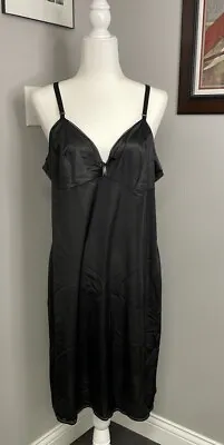 Vintage Montgomery Ward Nightgown Full Slip Dress Black Women’s 42 Nylon • $19