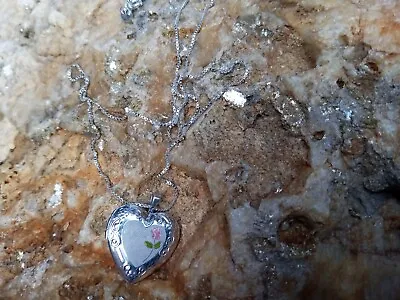 925 Sterling Silver HEART  MOM  Heart Locket On A 18  925 Italy SU Box Necklace  • $24.99