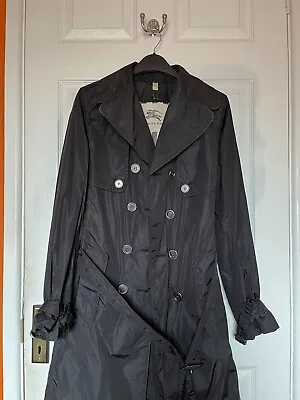 £95 • Buy Burberry Trench Coat Size 8