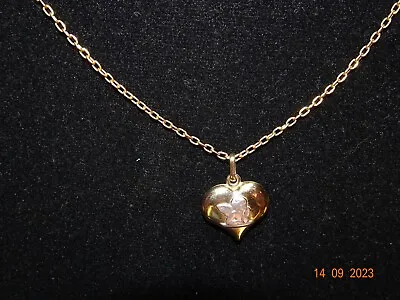 $235 • Buy 9 Ct Gold Chain With Pendant.