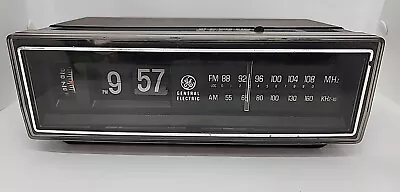 Vintage General Electric 7-4305F Flip Clock Radio Alarm WORKING. • $69.99