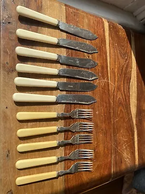 Vintage James Ryals Set Of 6 Each Knives & Forks • £8