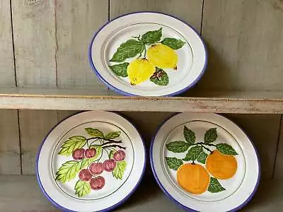£45 • Buy Hand Painted Vintage Portuguese Pottery Plate Set Depicting Fruits