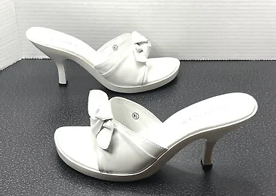 Vintage White Heels Maurices Bow Slide Sandals Women’s Shoes Size 8.5 US • $32
