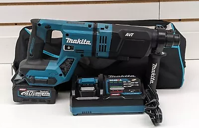 Makita GRH07 40V Max XGT 1-1/8  Rotary Hammer + Batt + Charger  • $0.99