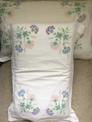 £14 • Buy Vintage Linen Fabric Cushion Pillow CaseCovers Hand Embroidered Lovely Detail