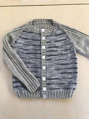 Boys Hand Knitted Grey Cardigan Age 3-4. • £8