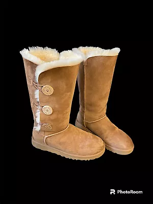 UGG Australia Bailey Button Triplet II Women's Boot Size 8 - Chestnut • $25.99