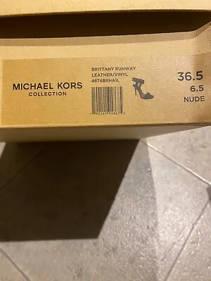 Michael Kors Pumps 6.5 • $16