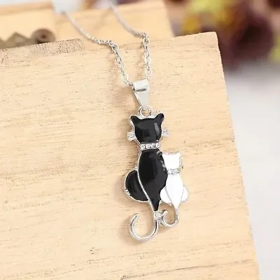 Vintage Creative Black & White Cat Pendant Necklace Women Pendant Necklace Gift • $9.98