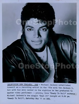 1983 MICHAEL JACKSON Entertaining Legend Press Photo • $24.99