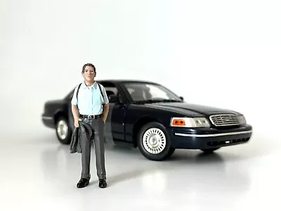 2006 Ford  Crown Victoria Blue Unmarked Detective Undercover 1/18 With Figure • $175