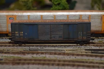 Custom Weathered Roundhouse 50' Modern Box Car Milwaukee Road MILW #156061 • $19.99