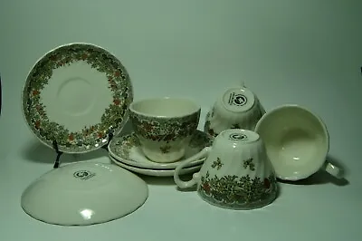 Churchill Myott Factory Christmas Set Of 4 Tea Cups With Saucers • $24.99