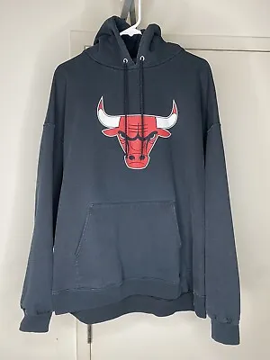 Vintage 90s Chicago Bulls Hoodie Sweatshirt Pullover NBA Jordan Mens Size XL • $60