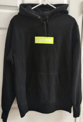 $399 • Buy SUPREME Box Logo Hoodie - XL Black/Neon Green - FW17