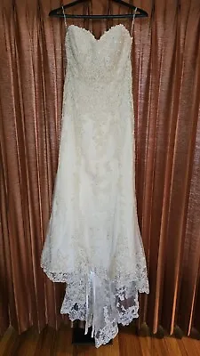 Maggie Sottero  Emma  Wedding Dress. Size 12 • $325
