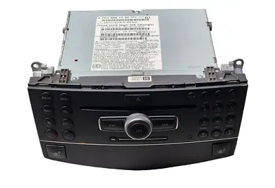 08-11 Mercedes W204 C350 C300 Navigation Command Head Unit CD Audio A2049061202 • $288