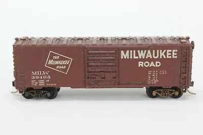 N Scale Atlas MILW 39405 Milwaukee Road Box Car W Micro-Trains (Kadee) Couplers • $28.95