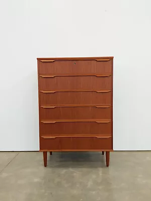 Vintage Danish Mid Century Modern Teak Dresser / Chest Of Drawers • $1525