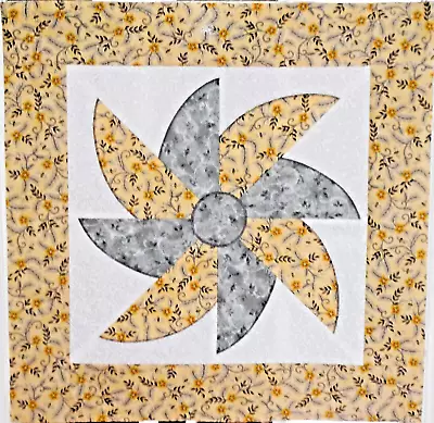 Scrappy Whirligig Yellow Gray Floral Bees Mini Quilt Top Only Appx 22 In.sq #103 • $16.99