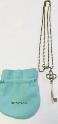 £155 • Buy Tiffany & Co 925 Sterling Silver Key Necklace 