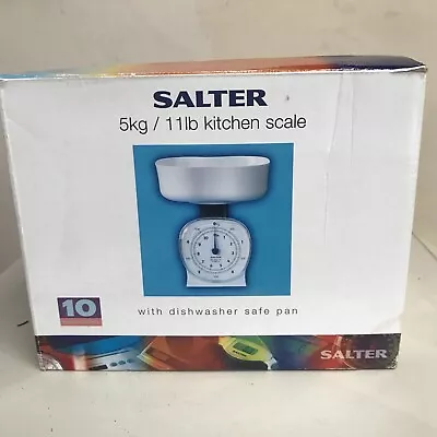 Vintage Salter Kitchen Scales - New In Box. Model 135WHDR • $35