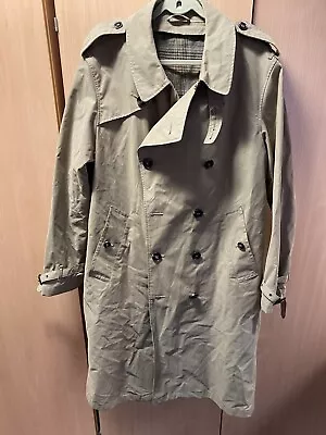 Marks And Spencer Classic Rain Coat.  Large.  Beige.  Excellent Condition. • £9.99