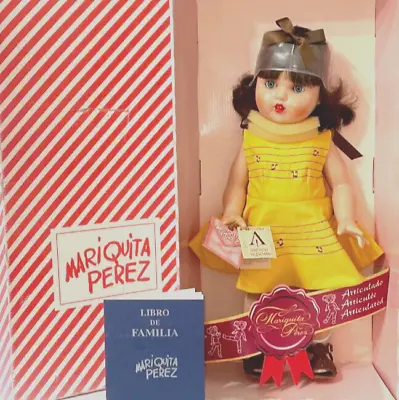 Mariquita Perez Doll 18  COMPLETE W Orig Box Tags COA Brown Hair Blue Eyes JCS • $149.99