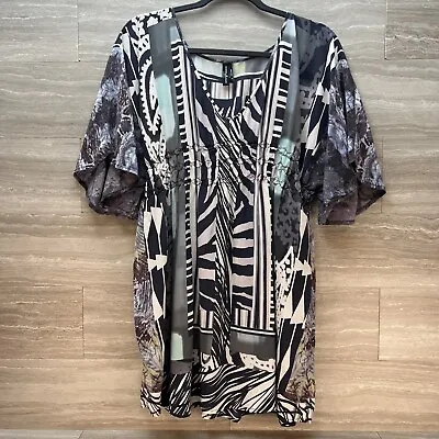 Guess By Marciano Women Size Medium 100% Silk Short Sleeve Baby Doll Blouse • $19.99