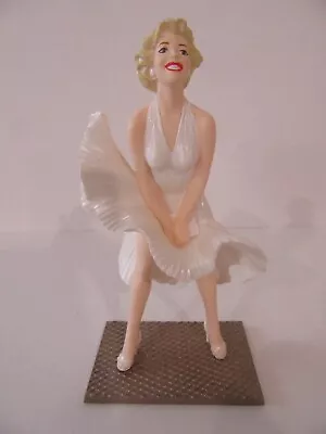 Hallmark Keepsake 1998 Marilyn Monroe Blown Upskirt Figurine Ornament New In Box • $8