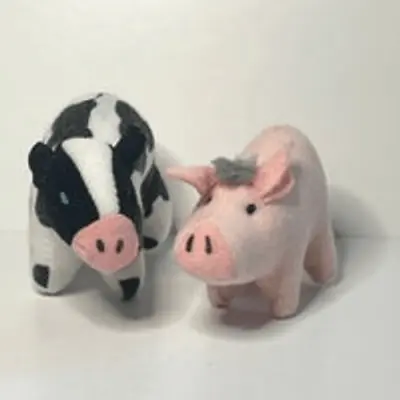 Babe McDonalds 1995 Mini Plush Pig  Cow Farm Stuffed Animals Lot Of 2 • $12.24