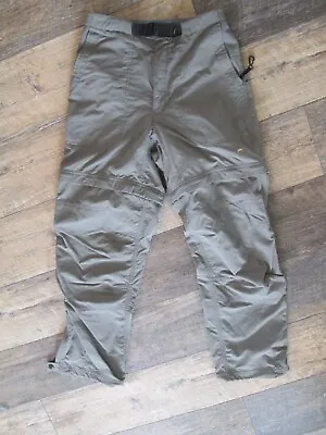 Women's Vintage MOUNTAIN HARDWEAR Convertible Pants Sz. 6 (26x30) • $12.60