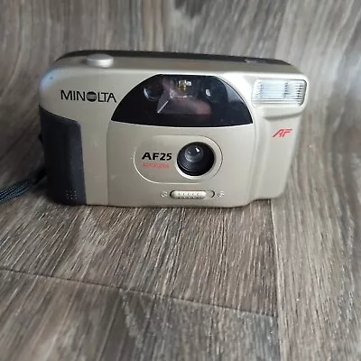 MINOLTA AF25 Compact Retro Film Vintage AF Point & Shoot Lens 35mm Camera • $17.96