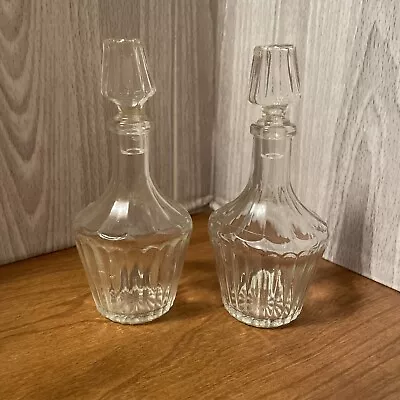 Vintage Pair Mid Century Oil And Vinegar Bottles With Stoppers Small Decanters • $12.99