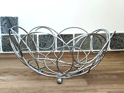 Silver Chrome Coloured Metal Wire Fruit Basket Bowl Circles Ball Feet • £7.50