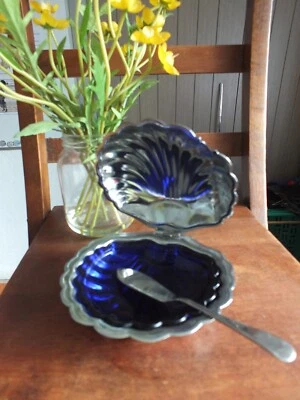 £8.99 • Buy Vintage Clam Shell   Butter/ Jam White Metal Dish With Blue Glass Liner & Knife